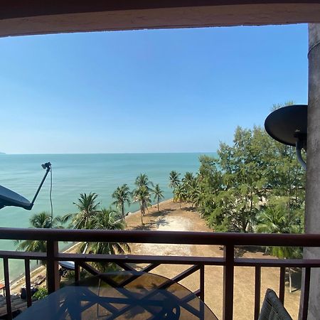 Pd Seaview Paradise Lagoon Apartment Port Dickson Exteriör bild