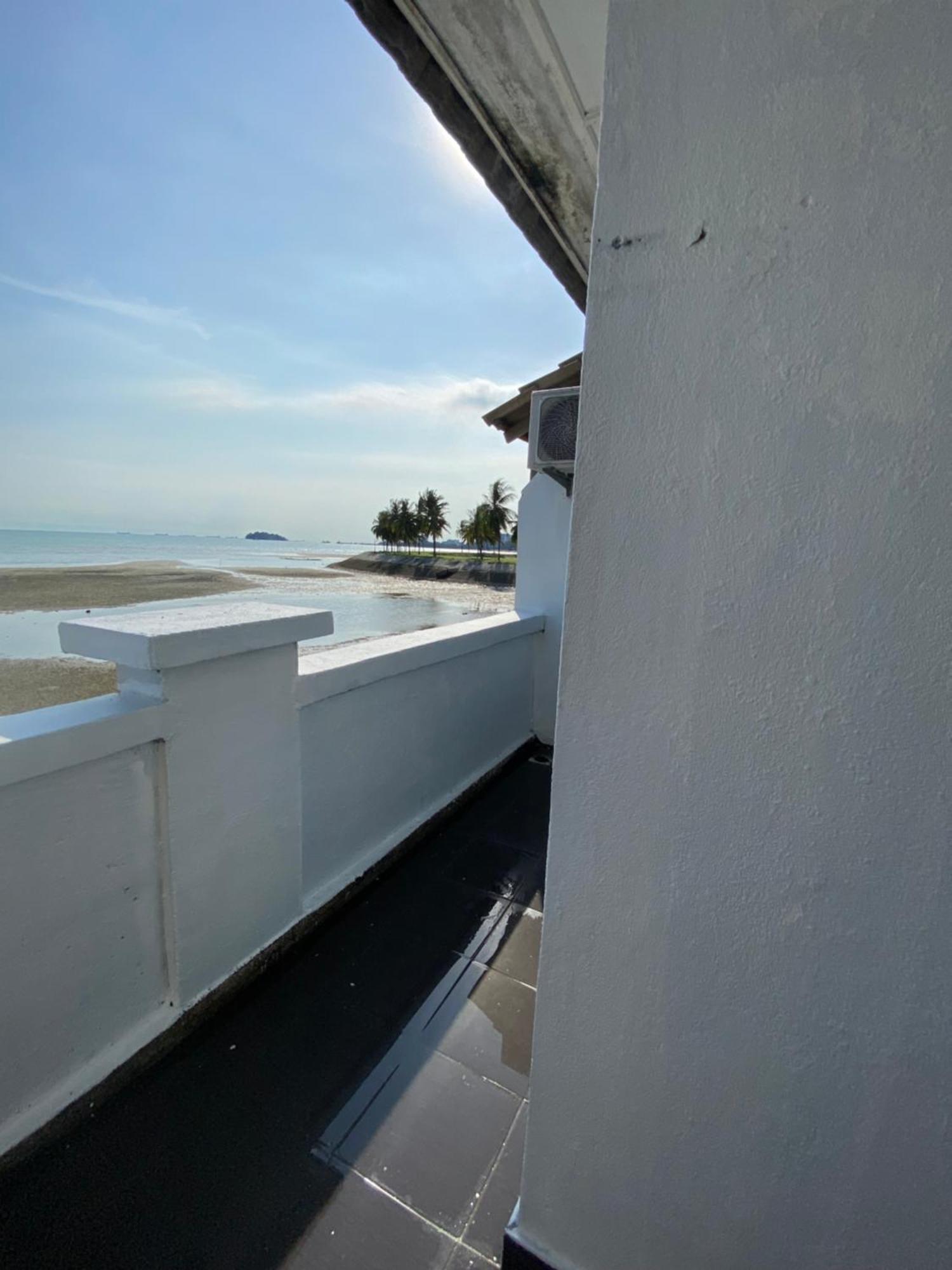 Pd Seaview Paradise Lagoon Apartment Port Dickson Exteriör bild