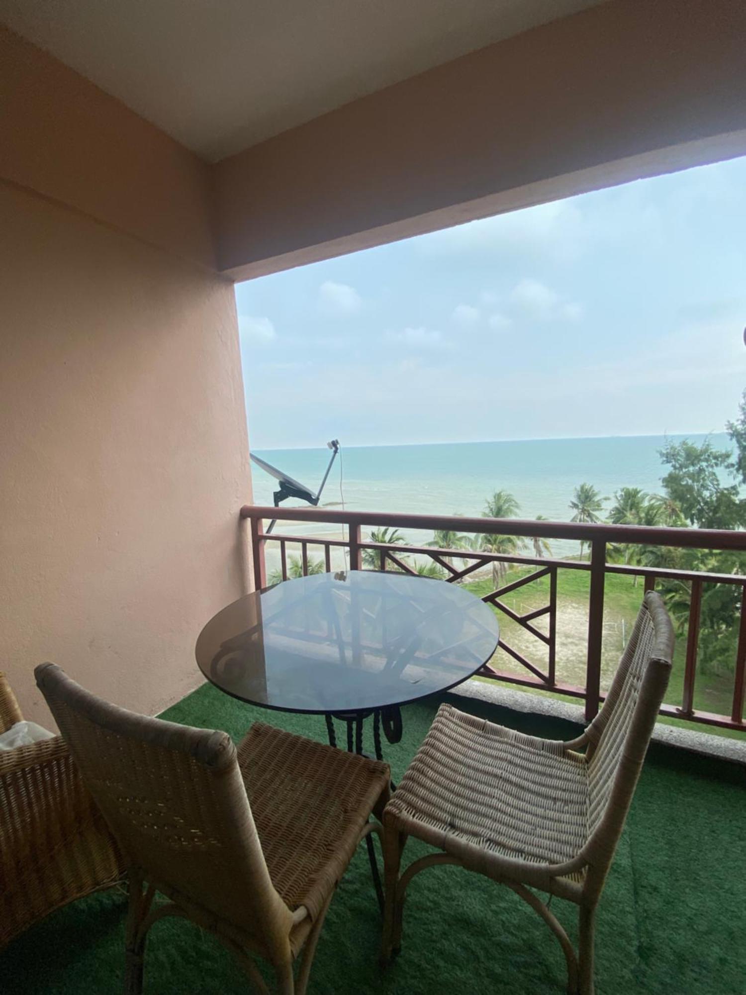 Pd Seaview Paradise Lagoon Apartment Port Dickson Exteriör bild