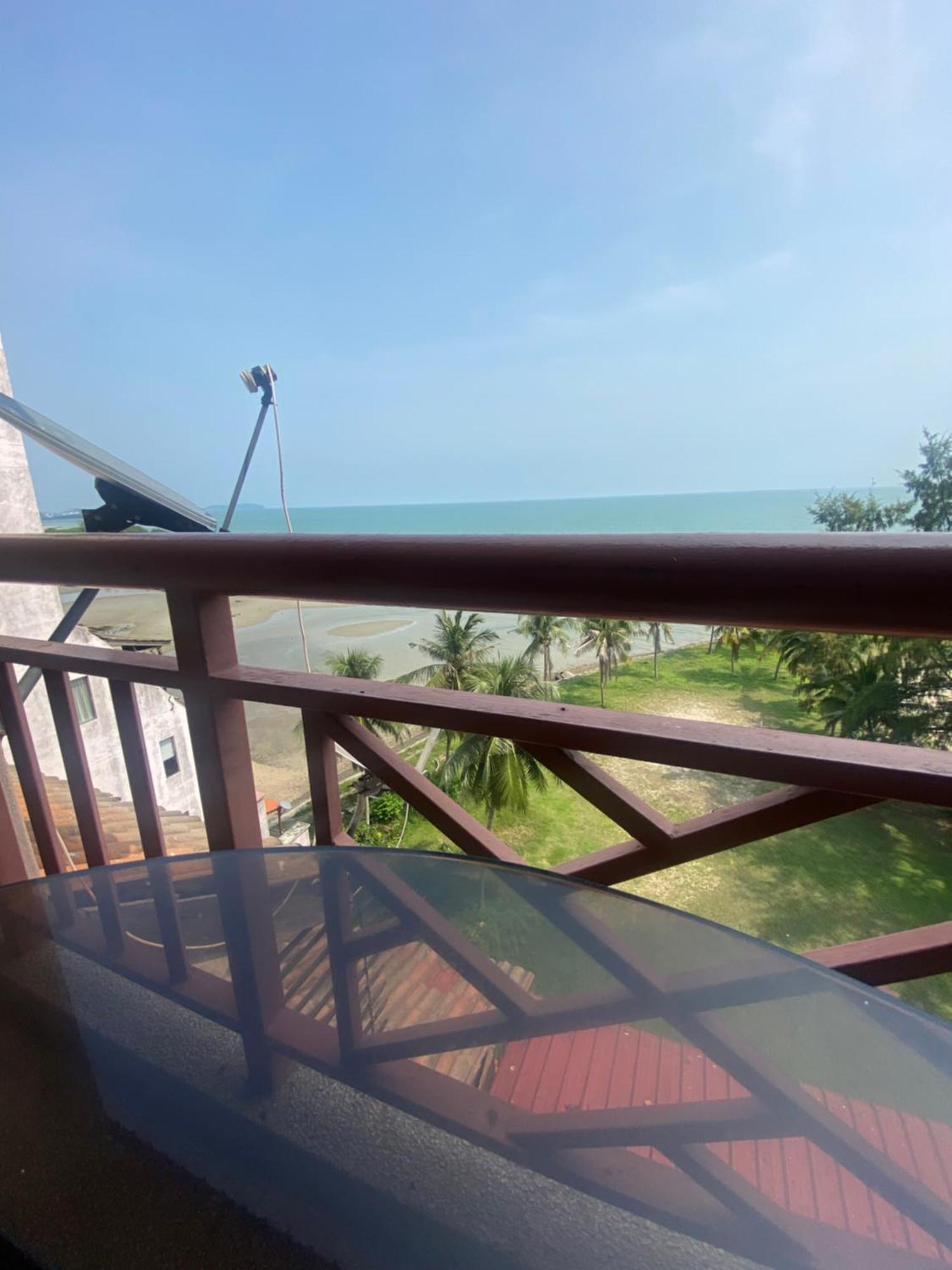 Pd Seaview Paradise Lagoon Apartment Port Dickson Exteriör bild